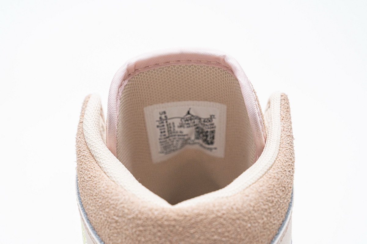 Air Jordan 1 Mid SE P(HER)SPECTIVE (W)