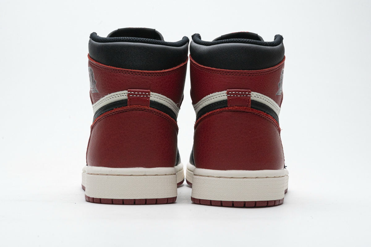 Air Jordan 1 Retro High Bred Toe