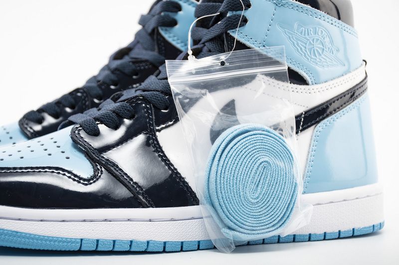 Air Jordan 1 Retro High UNC Patent (W)