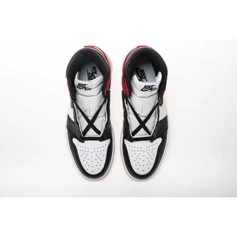 Air Jordan 1 Retro Black Toe (2016)