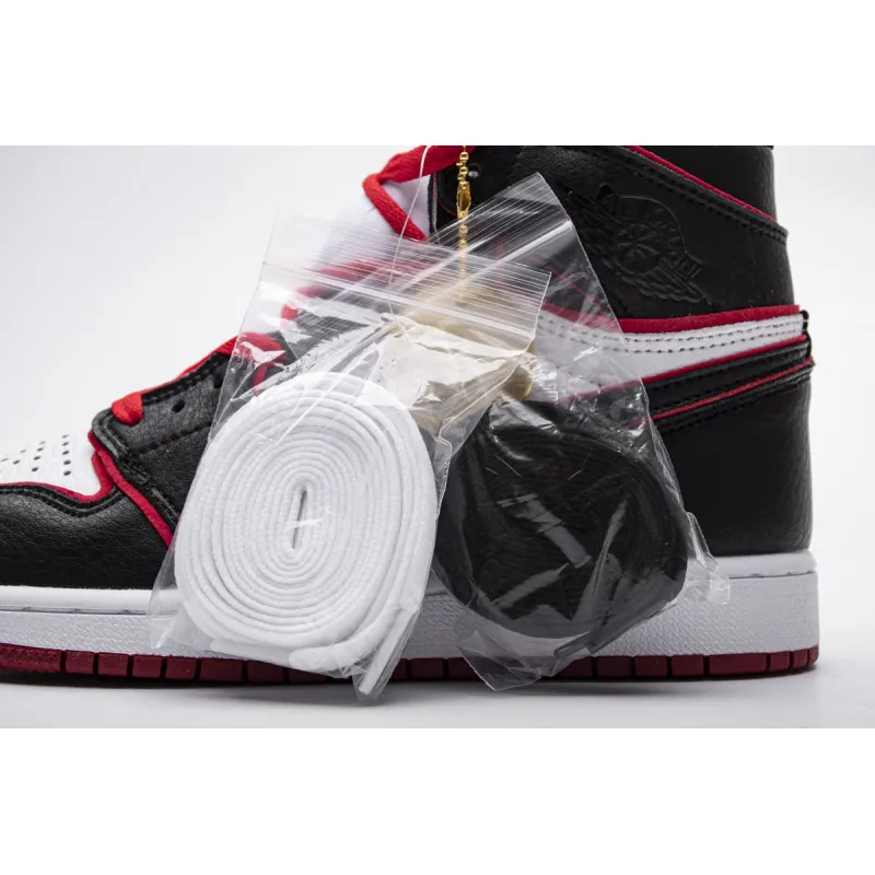 Air Jordan 1 Retro High Bloodline