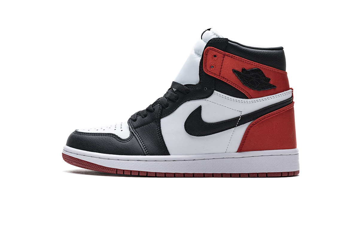 Air Jordan 1 Retro High Satin Black Toe (W)