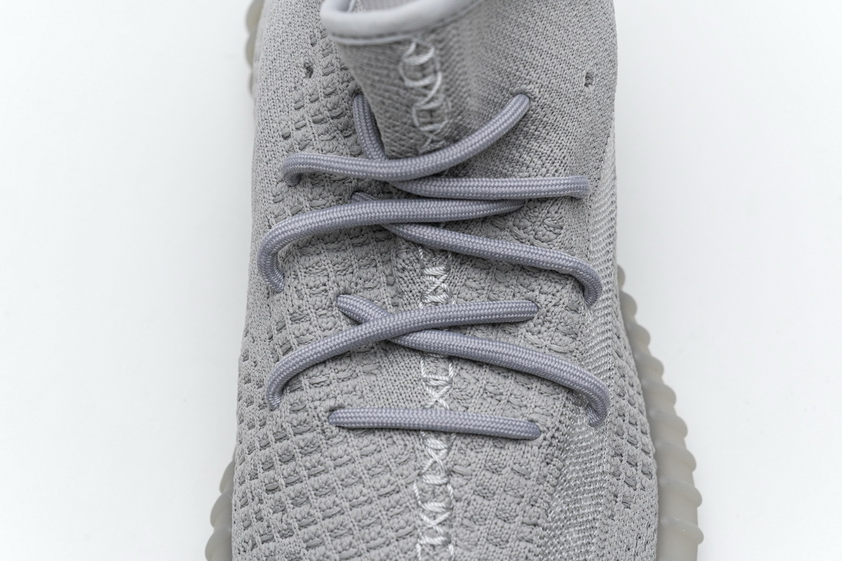 Yeezy Boost 350 V2 Tail Light