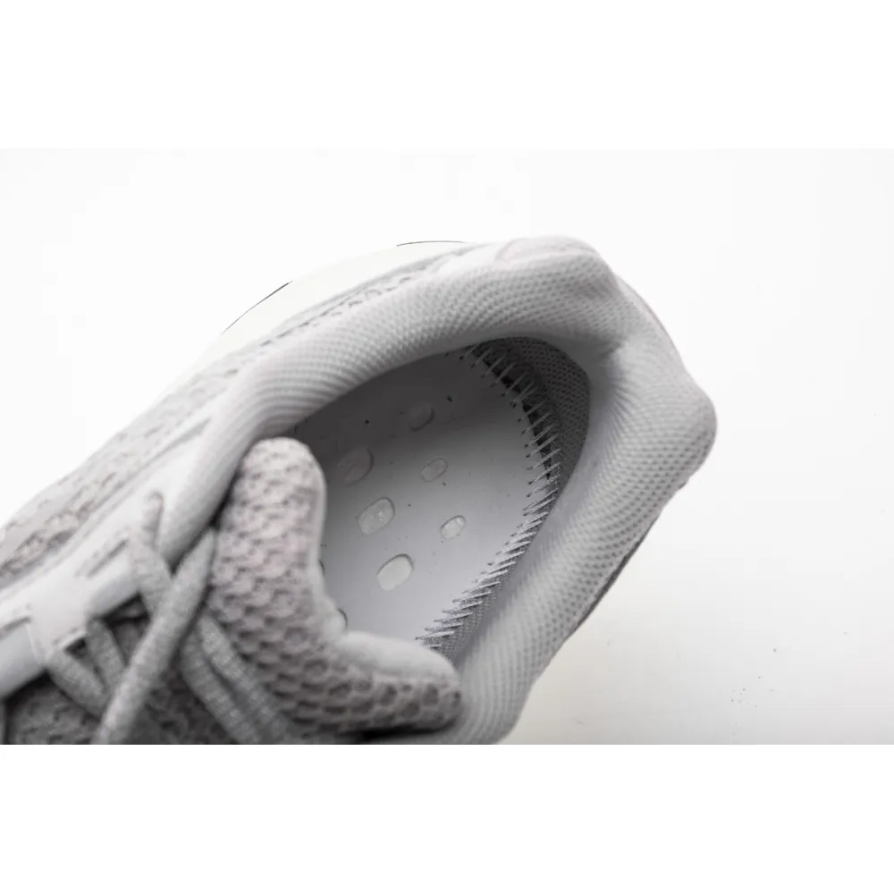 Yeezy 700 V2 Static