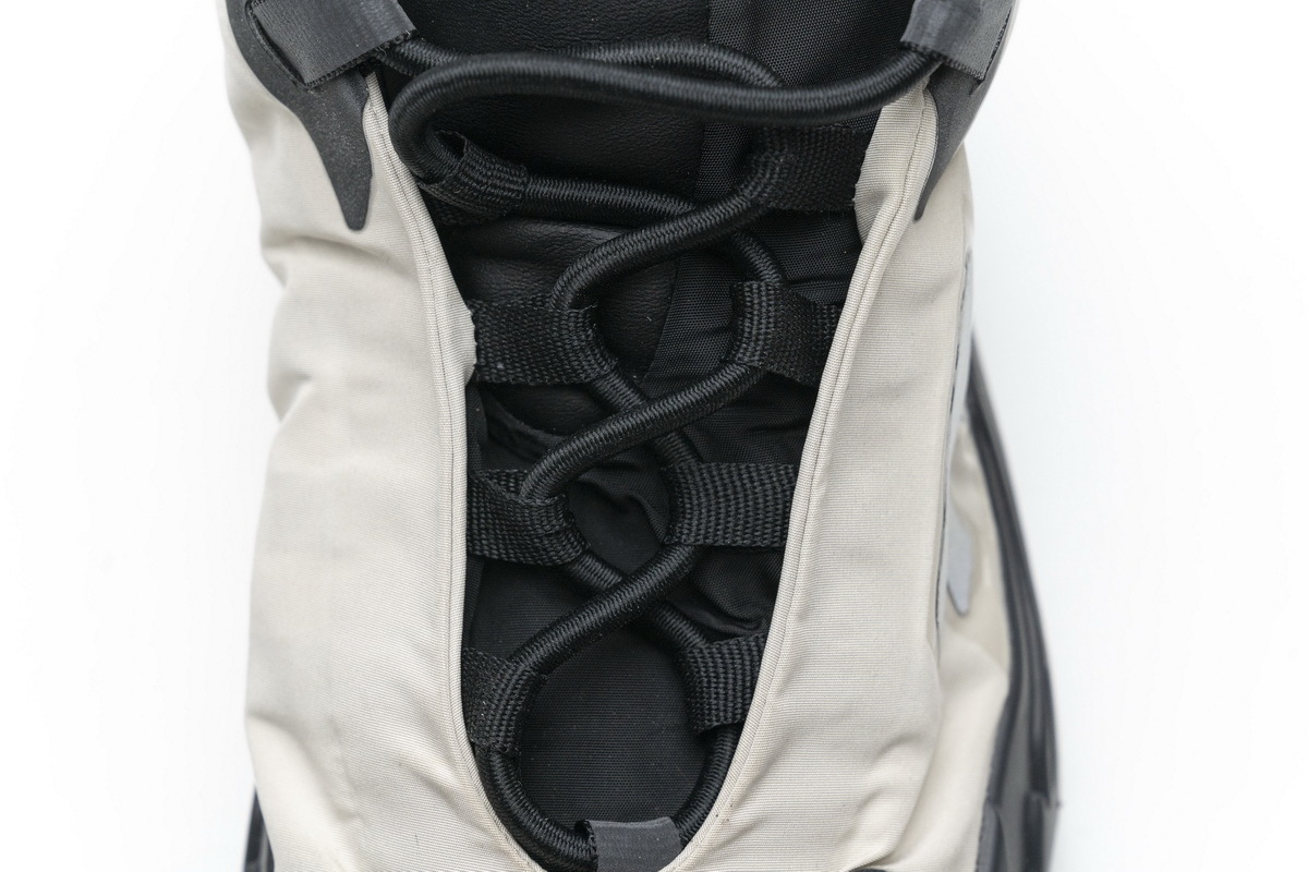 Yeezy Boost 700 MNVN Bone