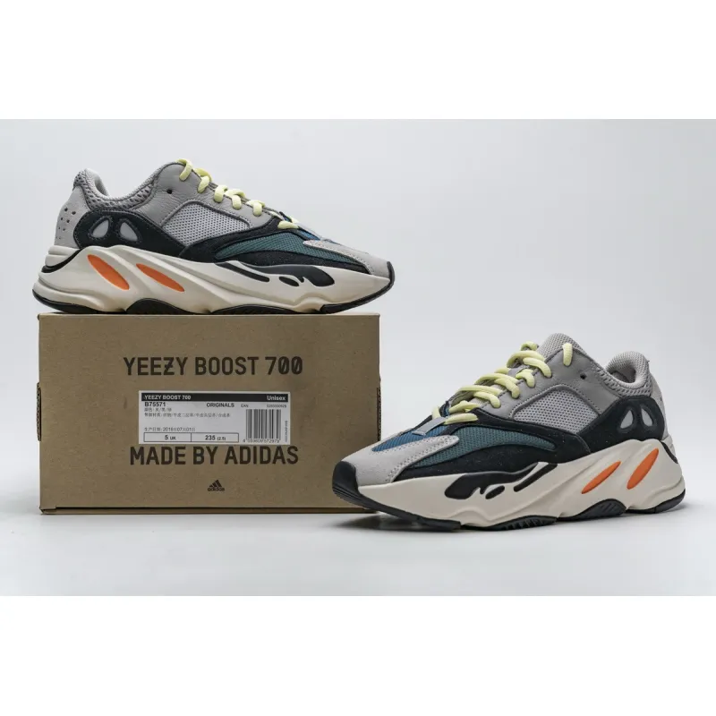 Yeezy Boost 700 Wave Runner Solid Grey