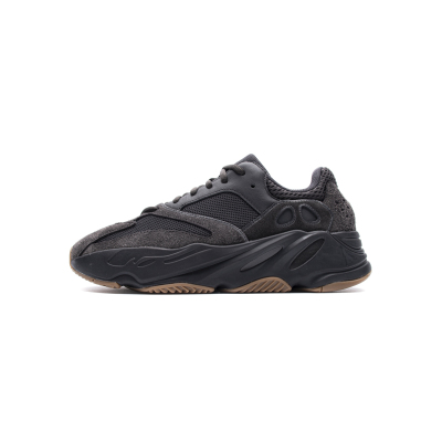 Yeezy Boost 700 Utility Black  FV5304 01