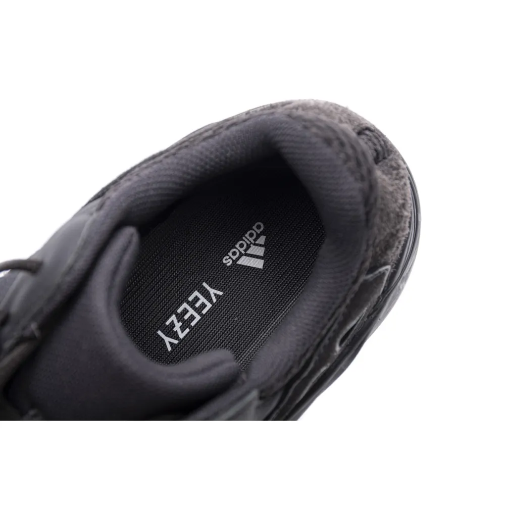 Yeezy Boost 700 Utility Black
