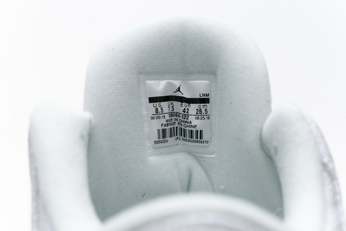 OWF Air Jordan 3 Retro Mocha (2018) 