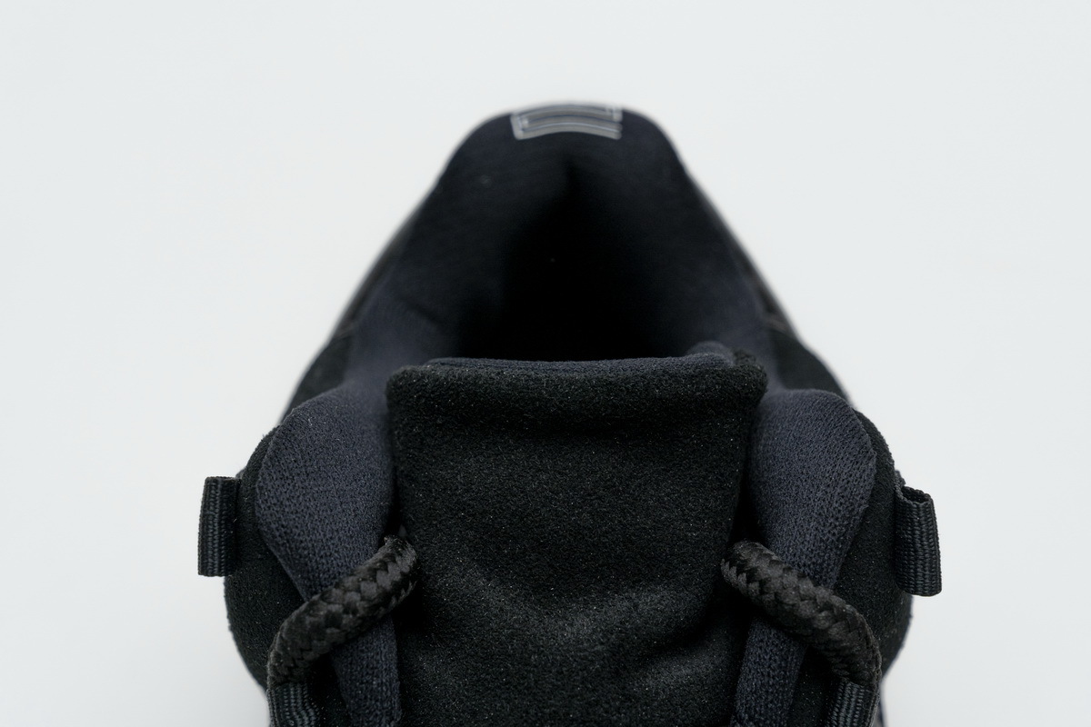 Air Jordan 11 Retro Low Barons