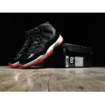 Air Jordan 11 Retro Low Bred