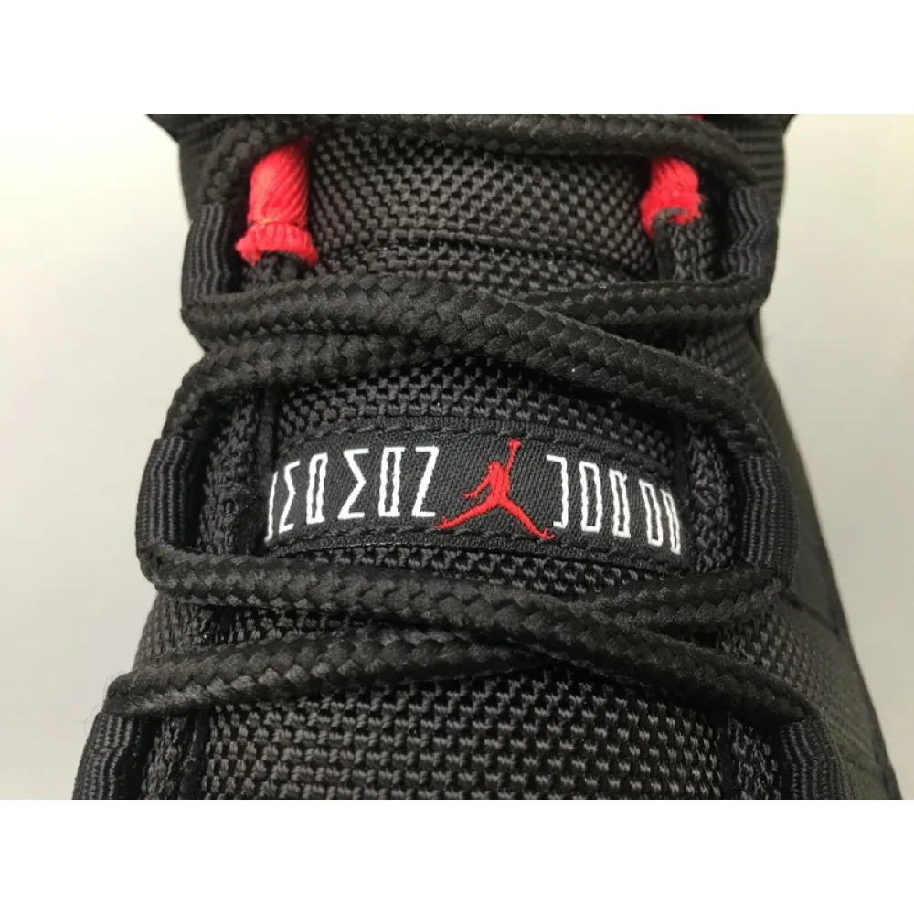 Air Jordan 11 Retro Low Bred