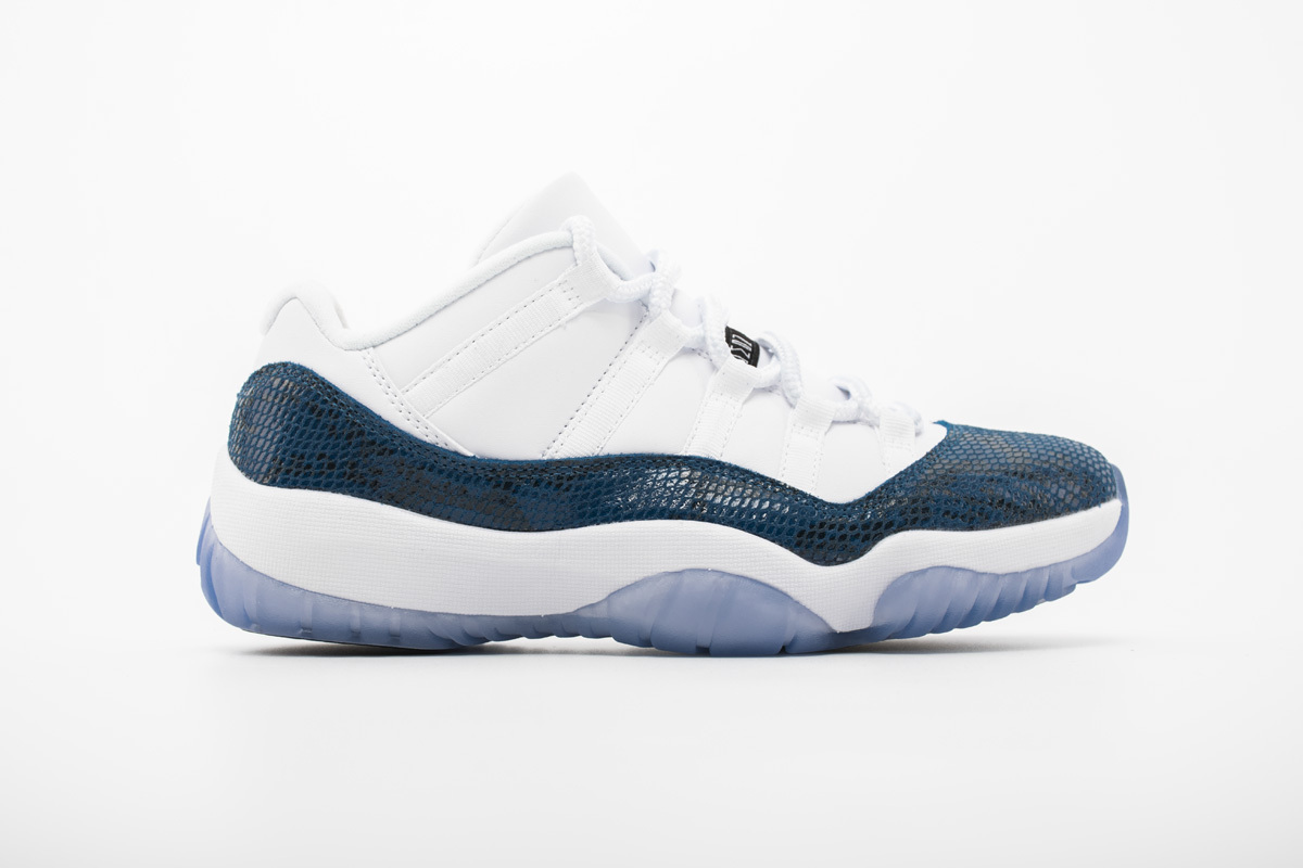 Air Jordan 11 Retro Low Snake Navy