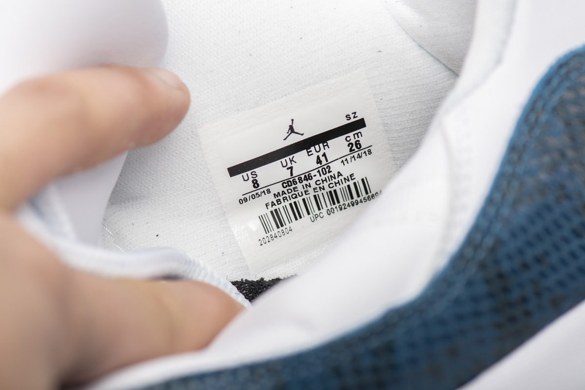 Air Jordan 11 Retro Low Snake Navy