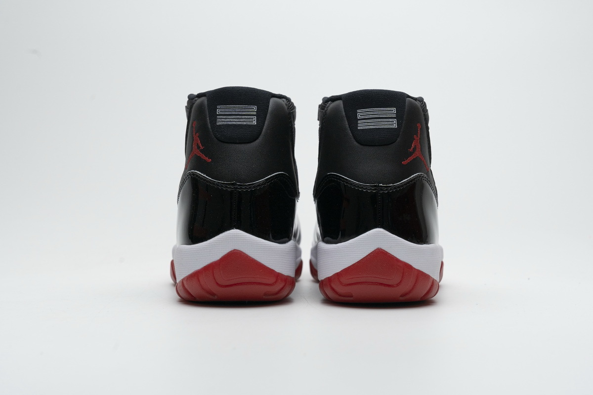 Air Jordan 11 Retro Playoffs Bred (2019)