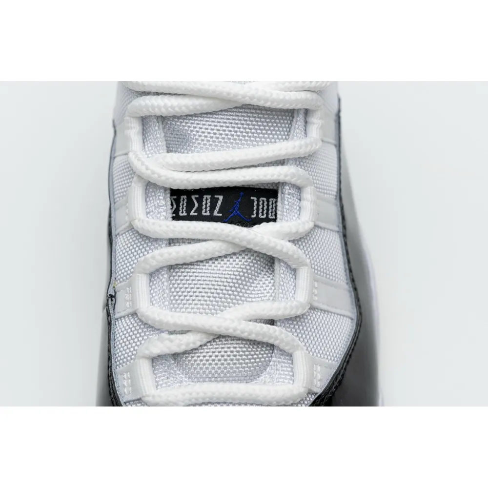 Air Jordan 11 Retro Concord