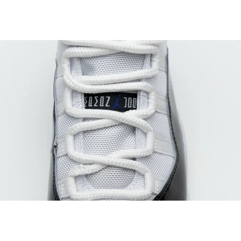 Air Jordan 11 Retro Concord