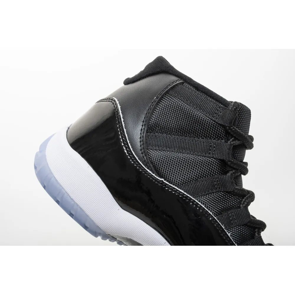 Air Jordan 11 Retro Space Jam (2016)