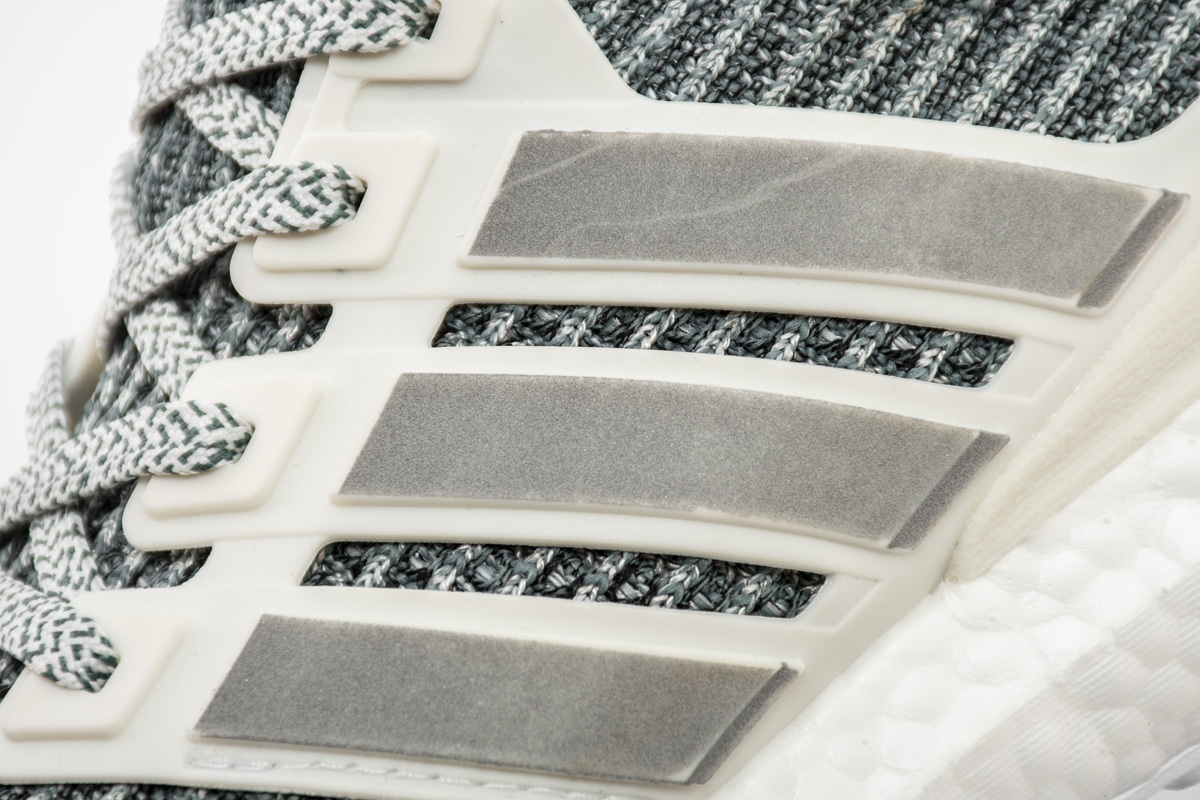 Adidas Ultra Boost 4.0 Parley Running White