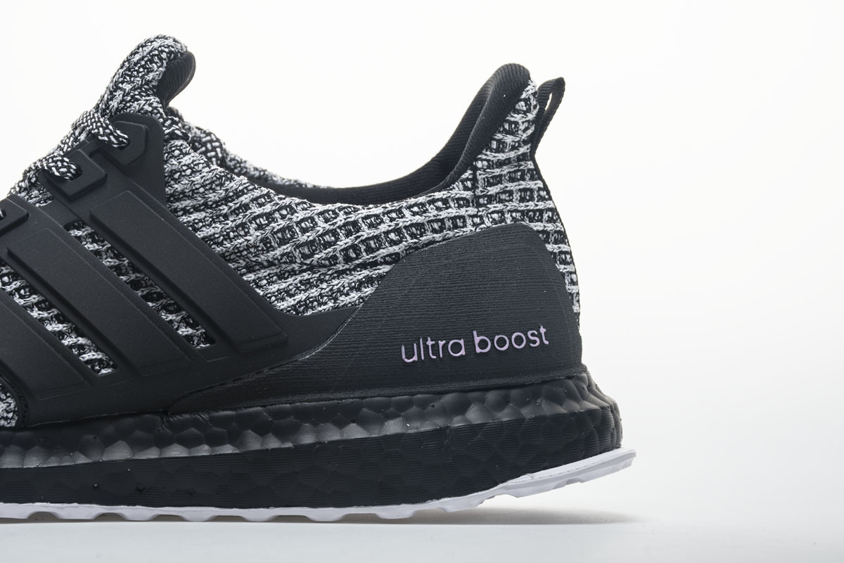 Adidas Ultra Boost 4.0 Breast Cancer Awareness