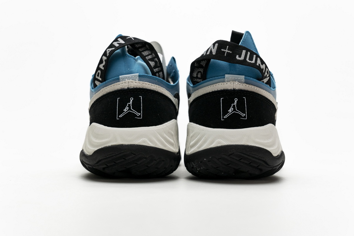 Jordan Delta SP Black Light Blue