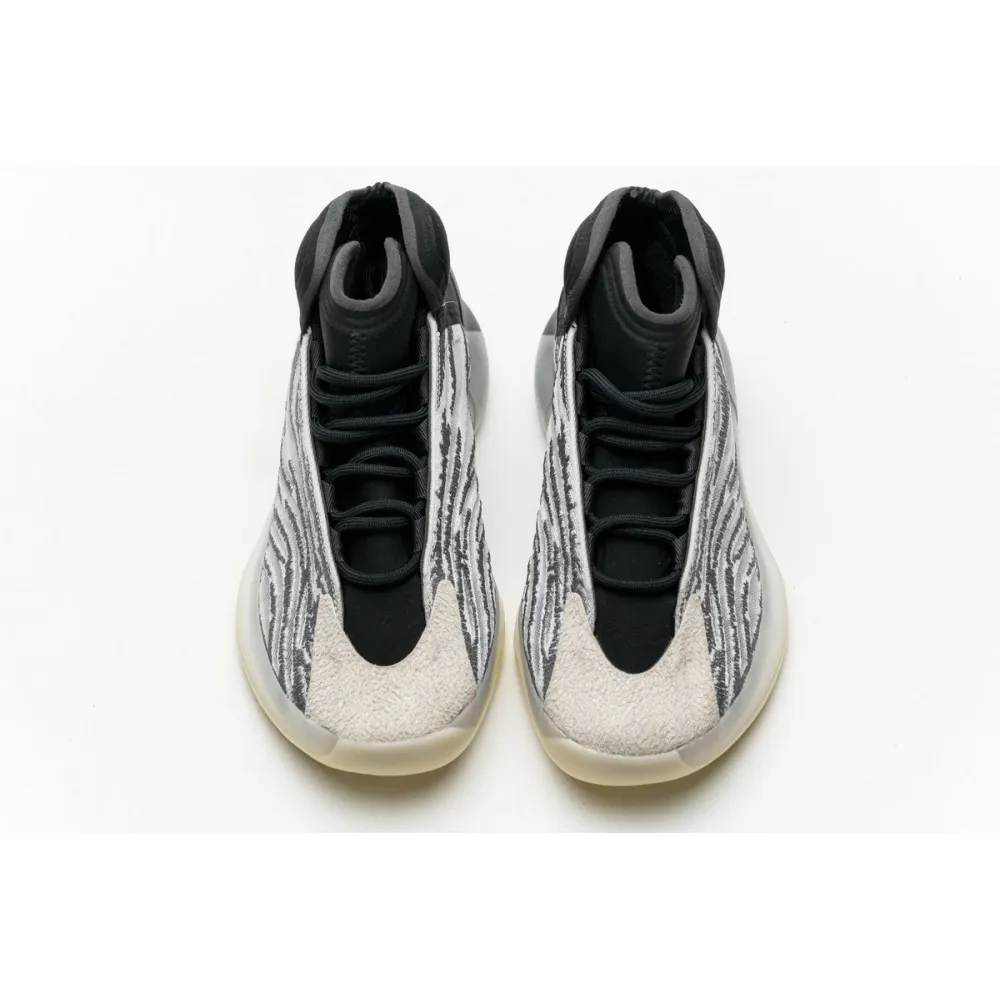 Yeezy QNTM (Lifestyle Model)