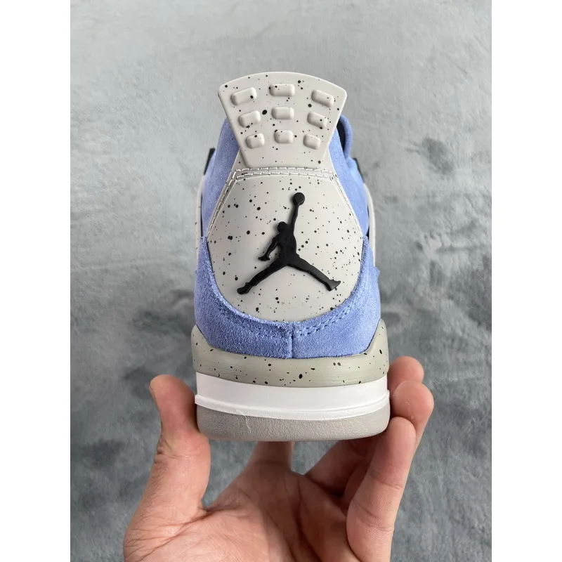 Air Jordan 4 SE University Blue