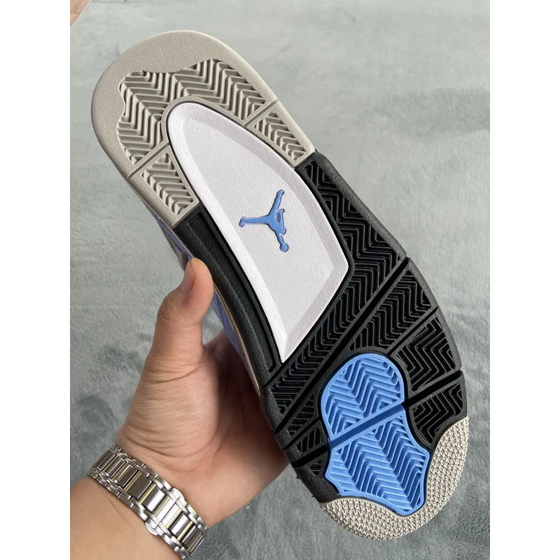 Air Jordan 4 SE University Blue