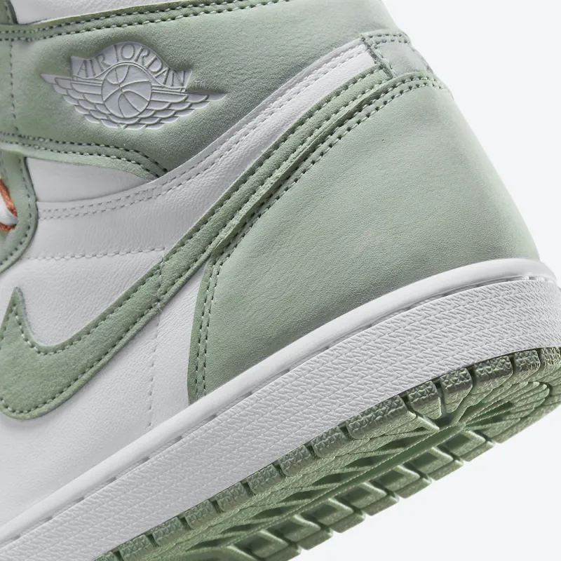 Air Jordan 1  High OG Seafoam (W)