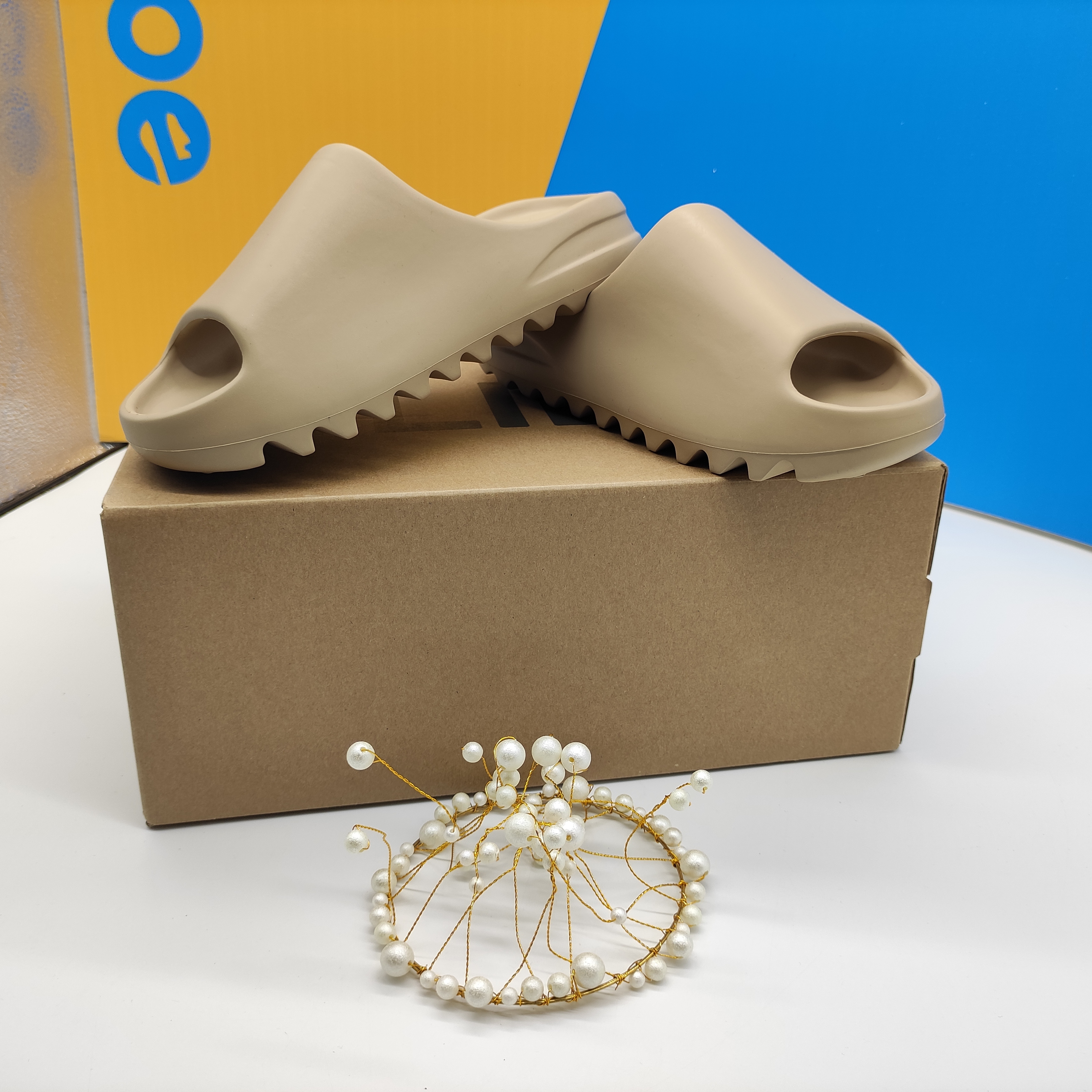 Yeezy Slide CORE FV8425