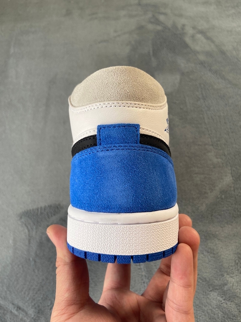 Air Jordan 1 Mid SE Union Royal