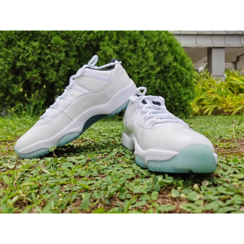 Air Jordan 11 Retro Low Legend Blue AV2187-117