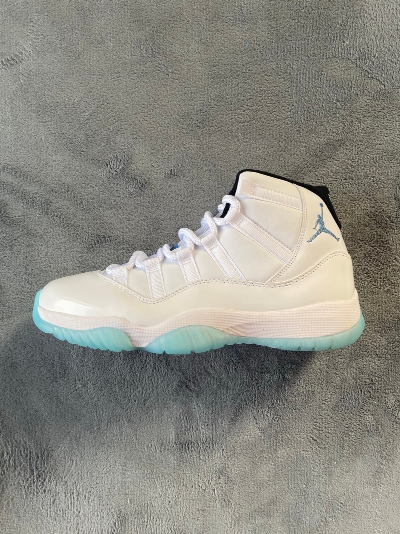 Air Jordan 11 Retro Legend Blue (2014)