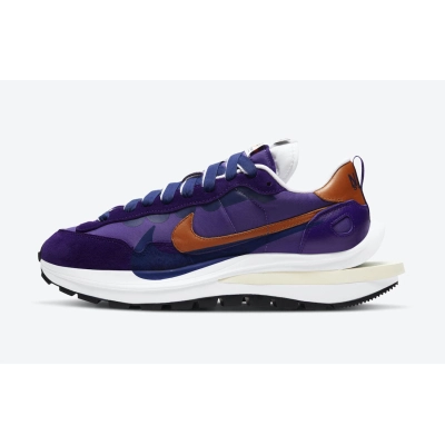 Nike VaporWaffle Dark Iris Sacai DD1875-500 01