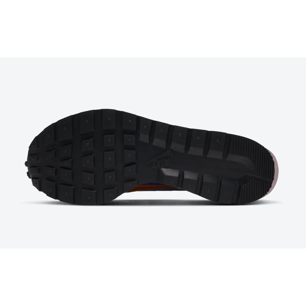 Nike VaporWaffle Dark Iris Sacai