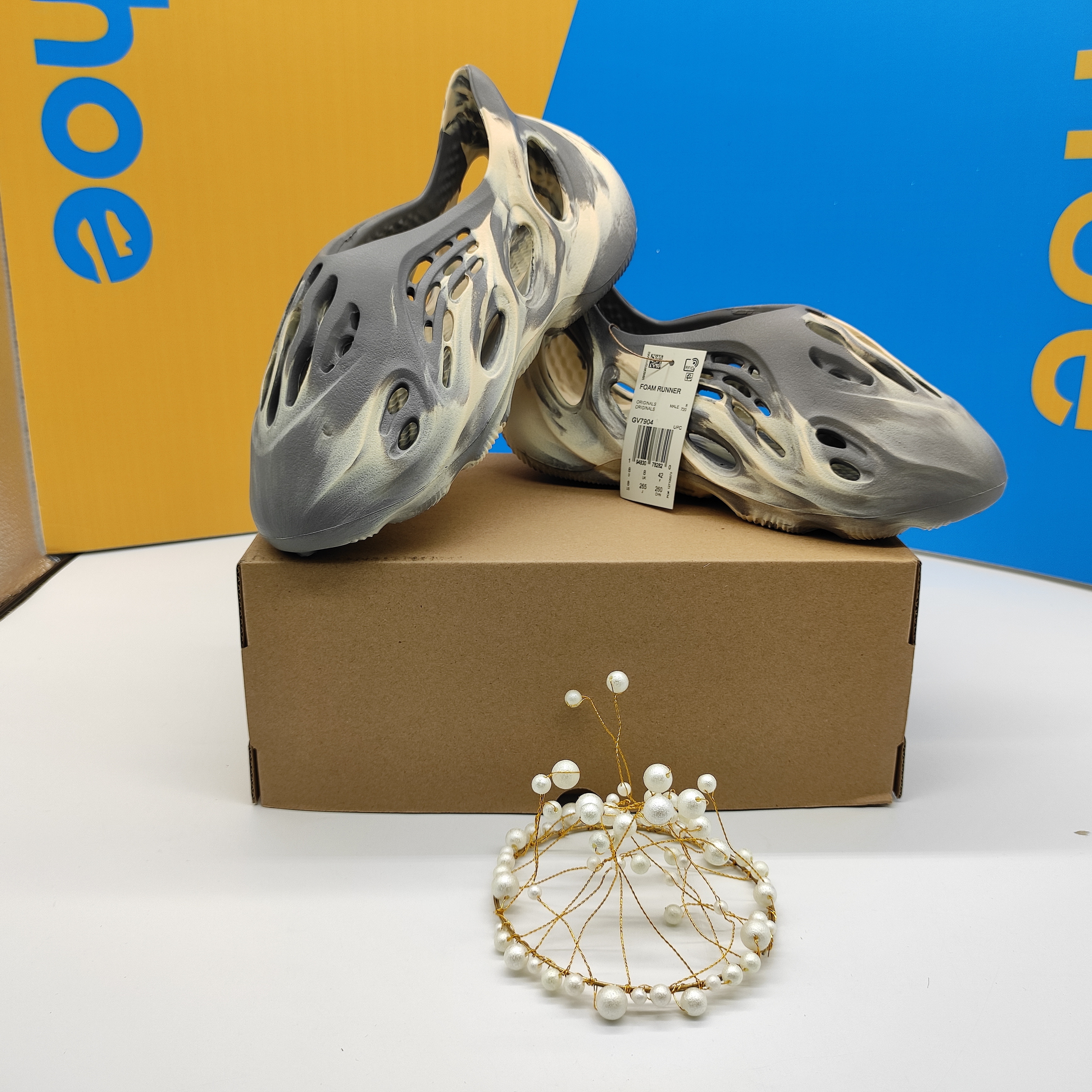 Yeezy Foam Runner MXT Moon Grey GV7904