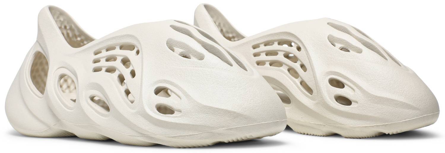 Yeezy Foam Runner Ararat 