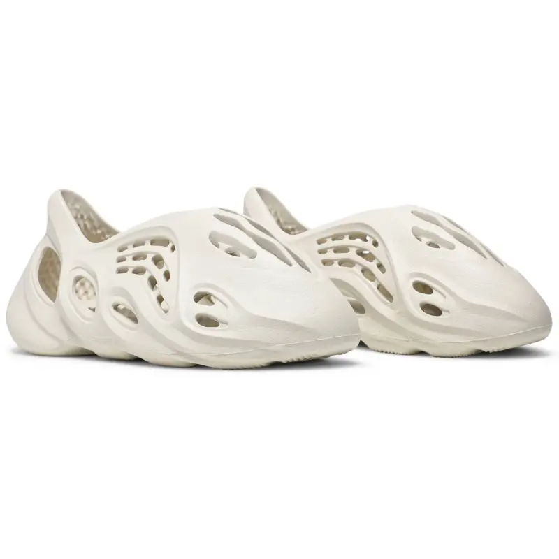 Yeezy Foam Runner Ararat 