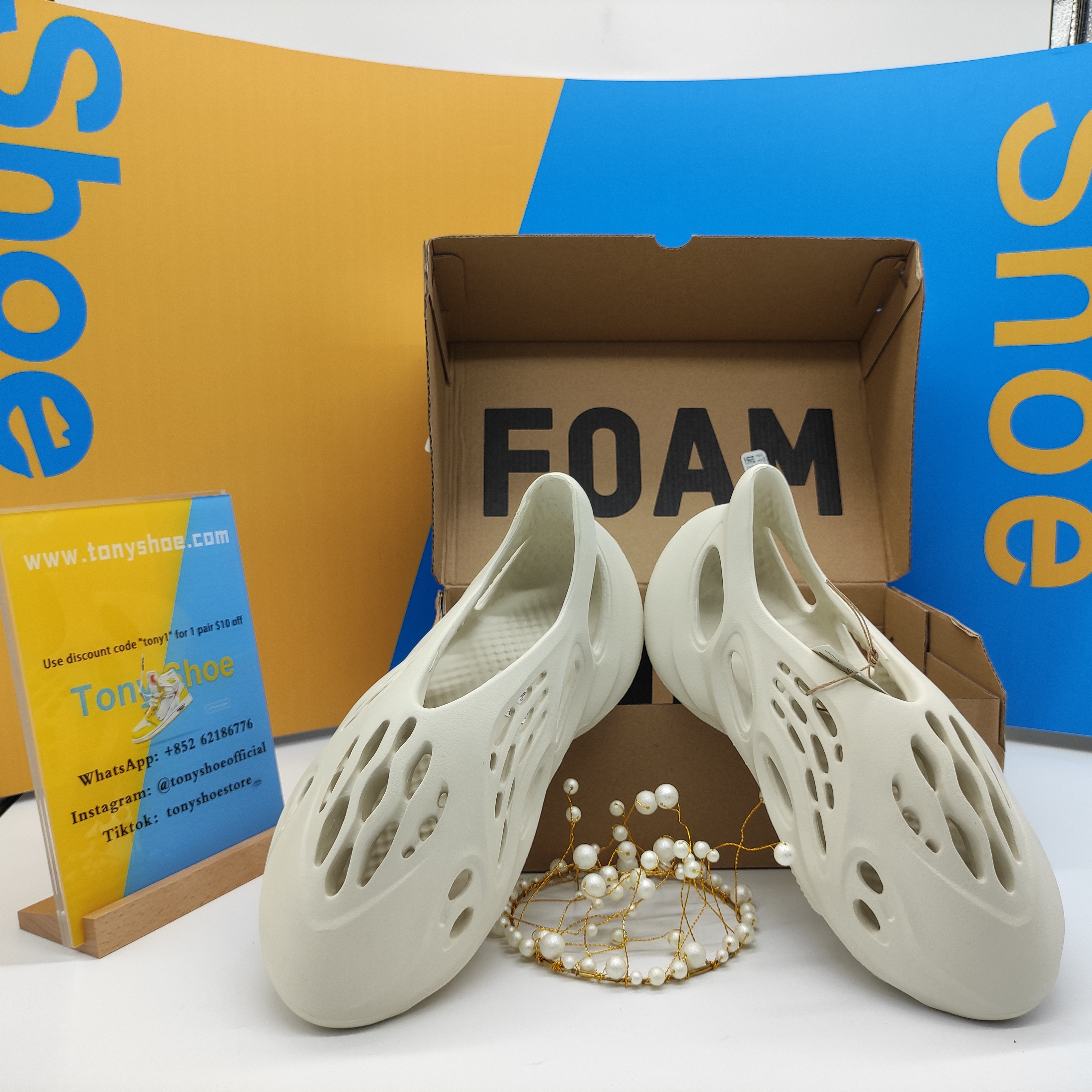 Yeezy Foam Runner Sand FY4567