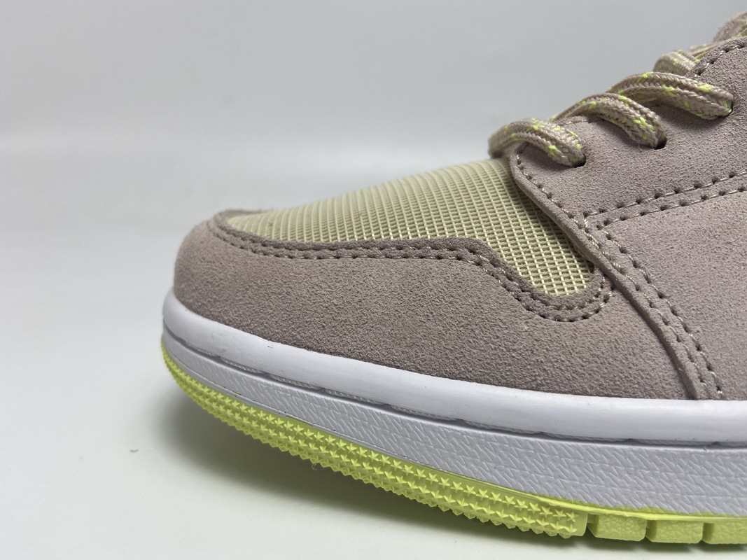 Air Jordan 1 High Zoom CMFT Lemon Twist