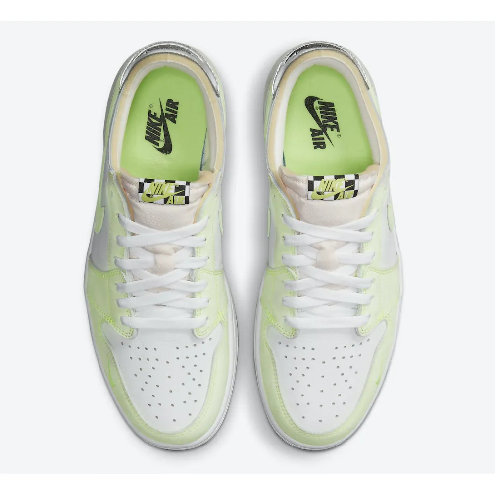 Air Jordan 1 Low OG Ghost Green
