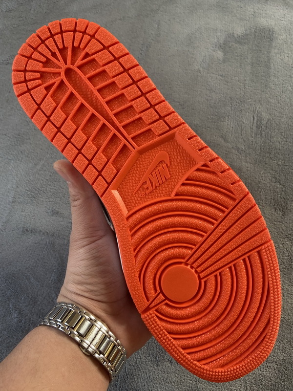 Air Jordan 1 Low OG Shattered Backboard