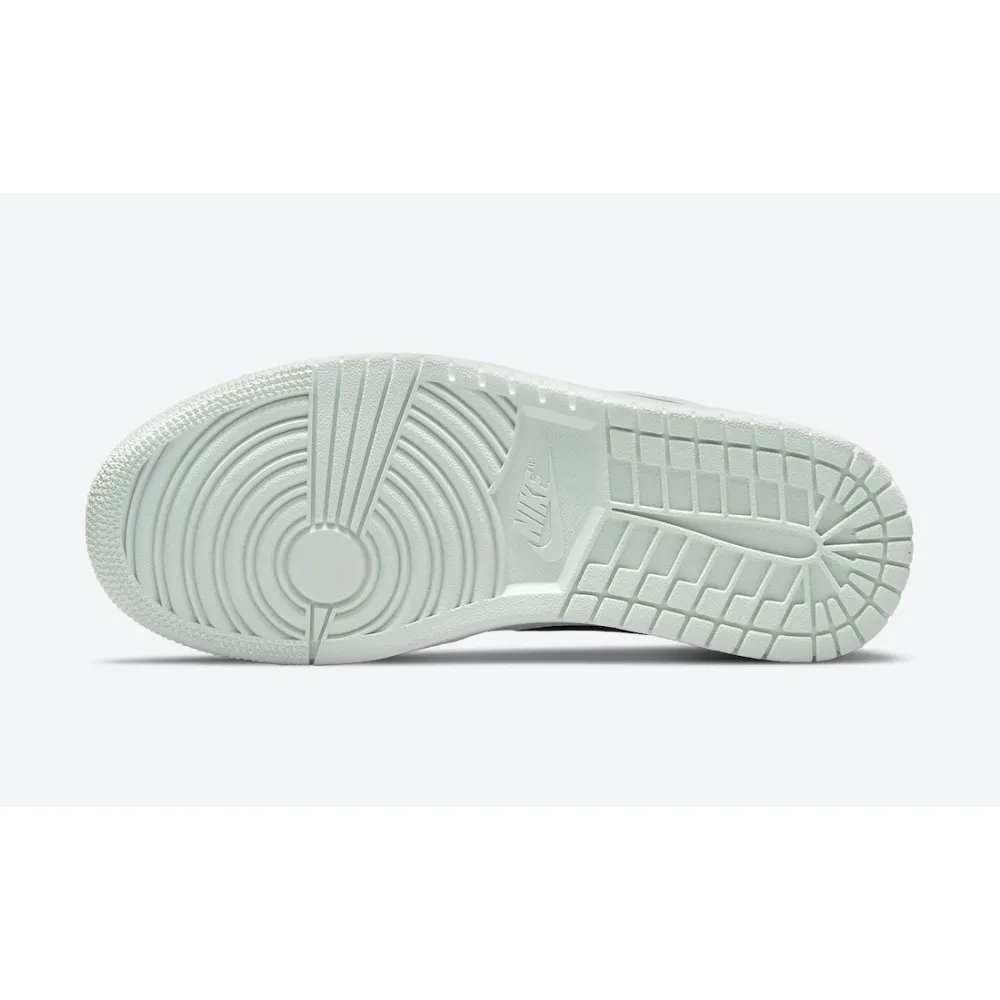 Air Jordan 1 Low SE Barely Green