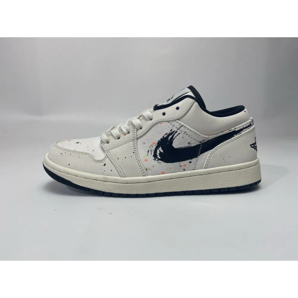 Air Jordan 1 Low SE Paint Splatter