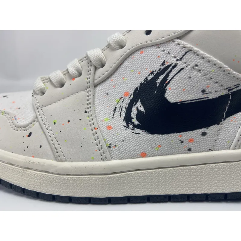 Air Jordan 1 Low SE Paint Splatter