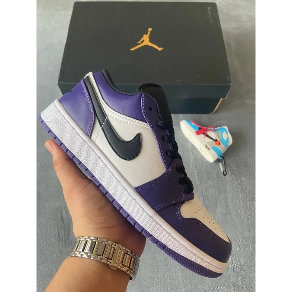 Air Jordan 1 Low Court Purple