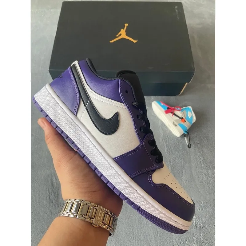 Air Jordan 1 Low Court Purple