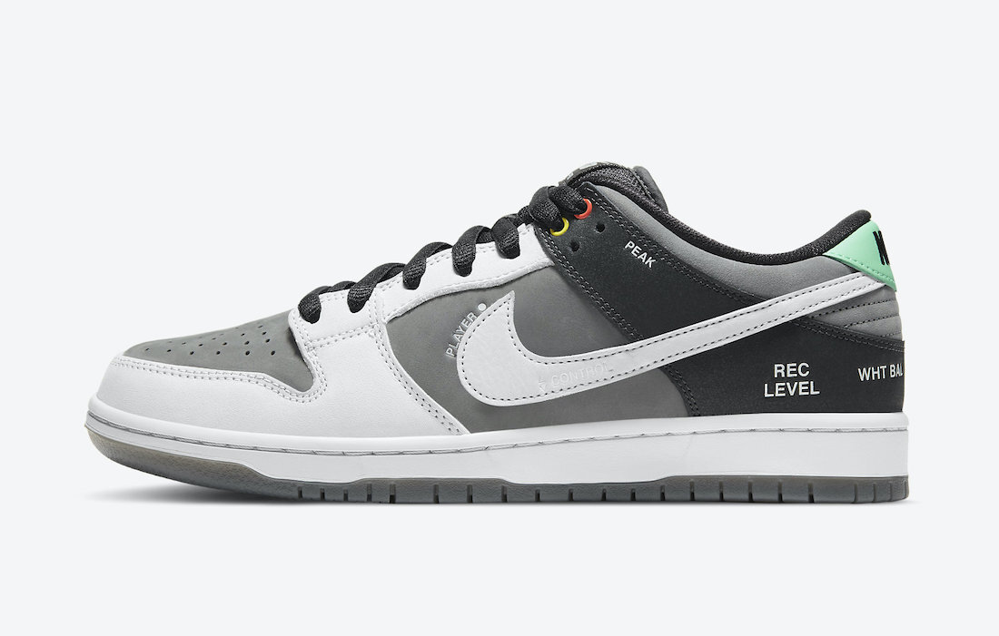 Nike SB Dunk Low Pro Iso VX1000 Camcorder CV1659-001