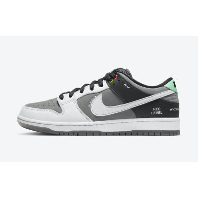 Nike SB Dunk Low Pro Iso VX1000 Camcorder CV1659-001 01