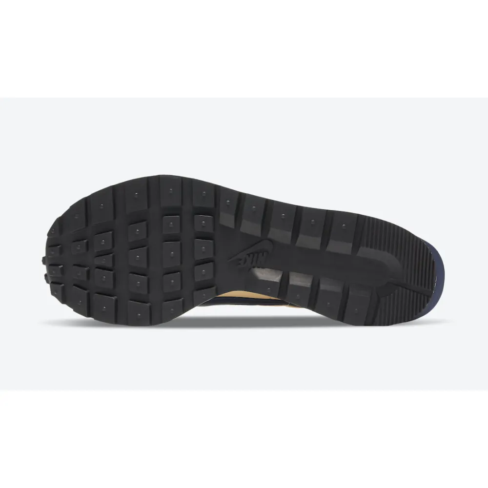 Nike VaporWaffle Sesame and Blue Void Sacai